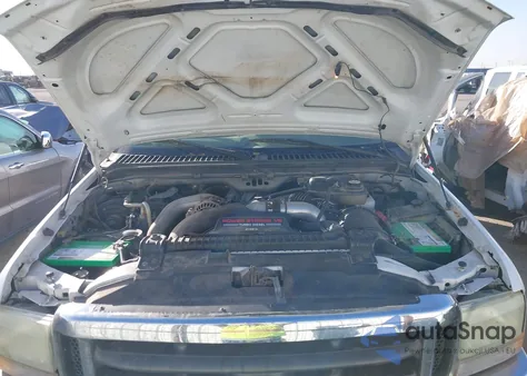 2004 Ford F-250 Lariat/Xl/Xlt z USA, uszkodzony, nr VIN 1FTNW21P64EC75585